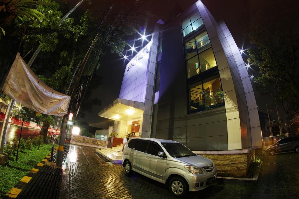Sutan Raja Guest House Bandung Eksteriør bilde