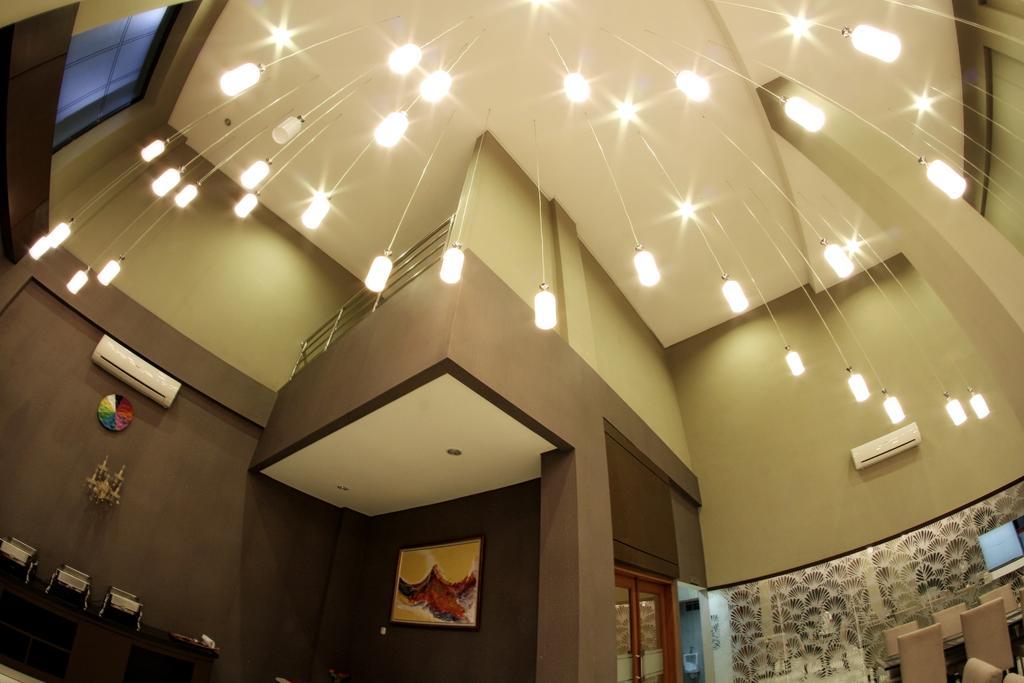Sutan Raja Guest House Bandung Eksteriør bilde